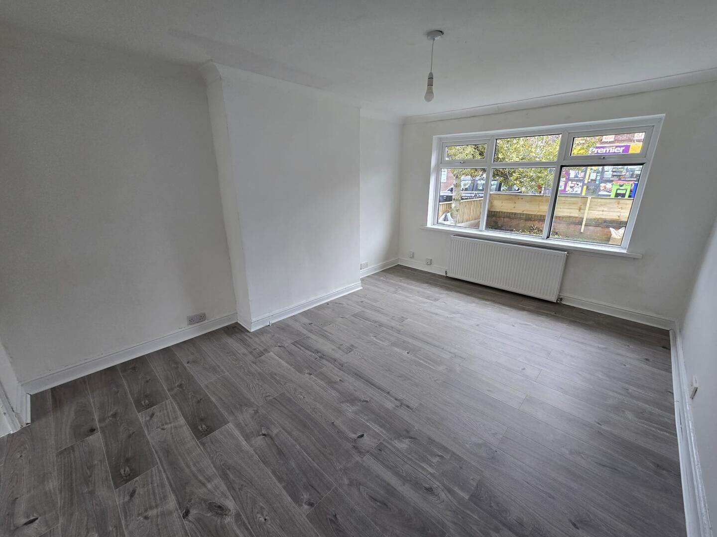 Mersey Bank Avenue, Manchester